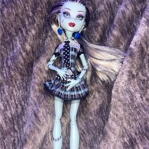 G1 2010 Frankie Stein Doll